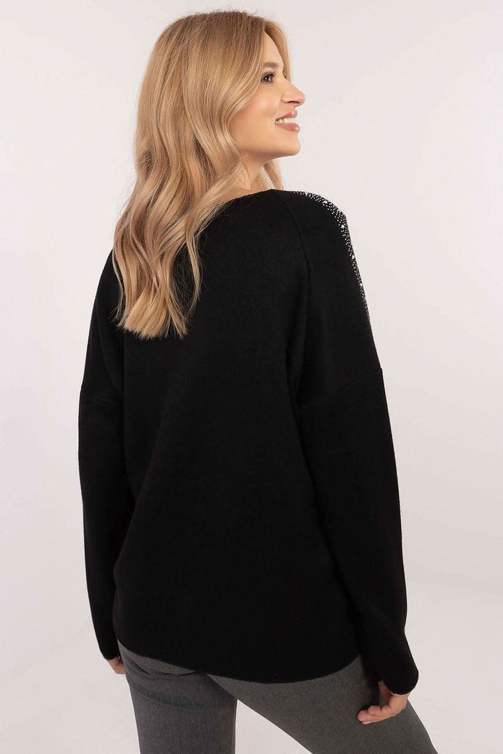 Elegant Women's Sweater with Decorative Rhinestones - Ludowika 
