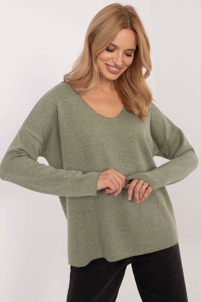 Elegant Women's Sweater with Shimmering Thread