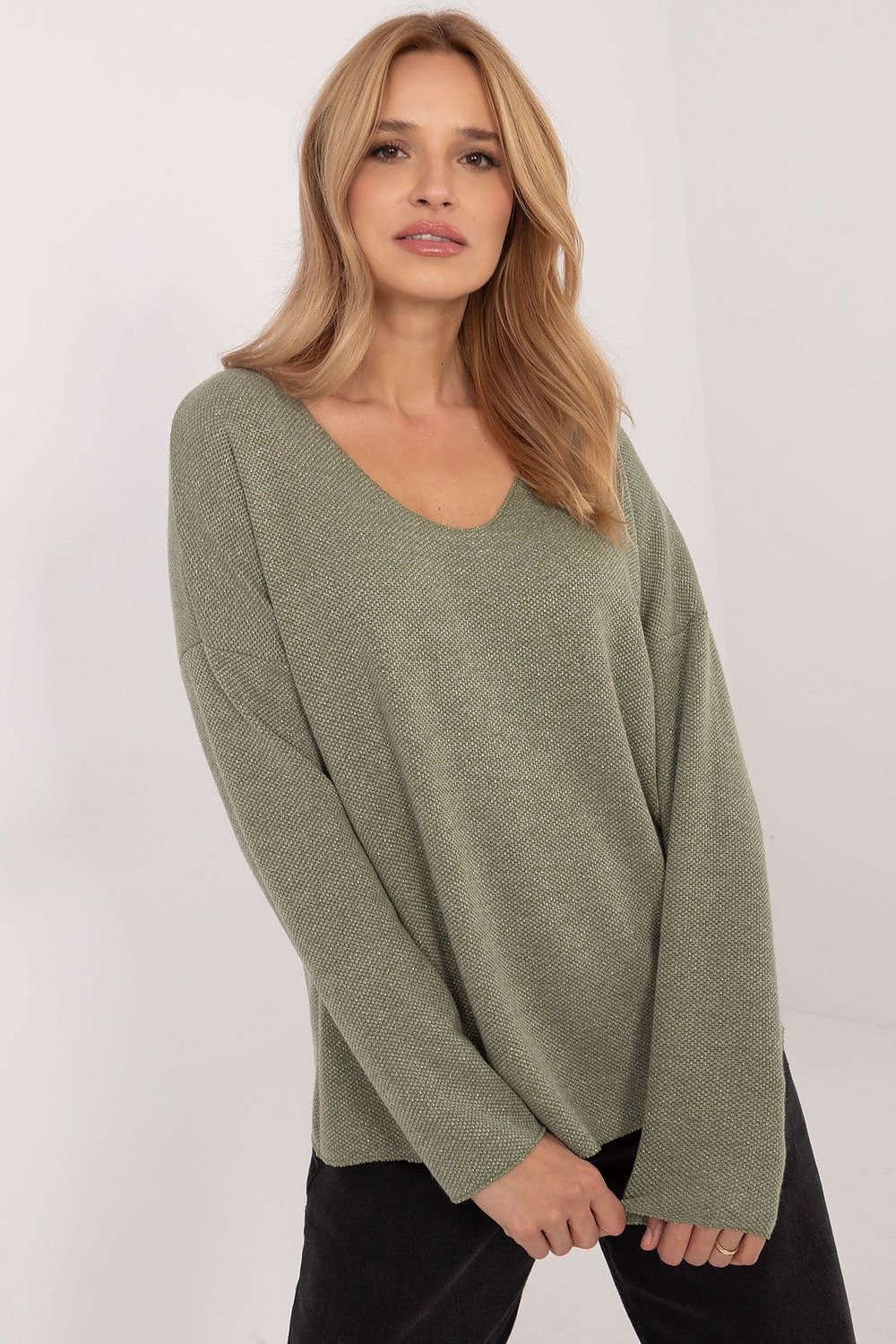 Elegant Women's Sweater with Shimmering Thread