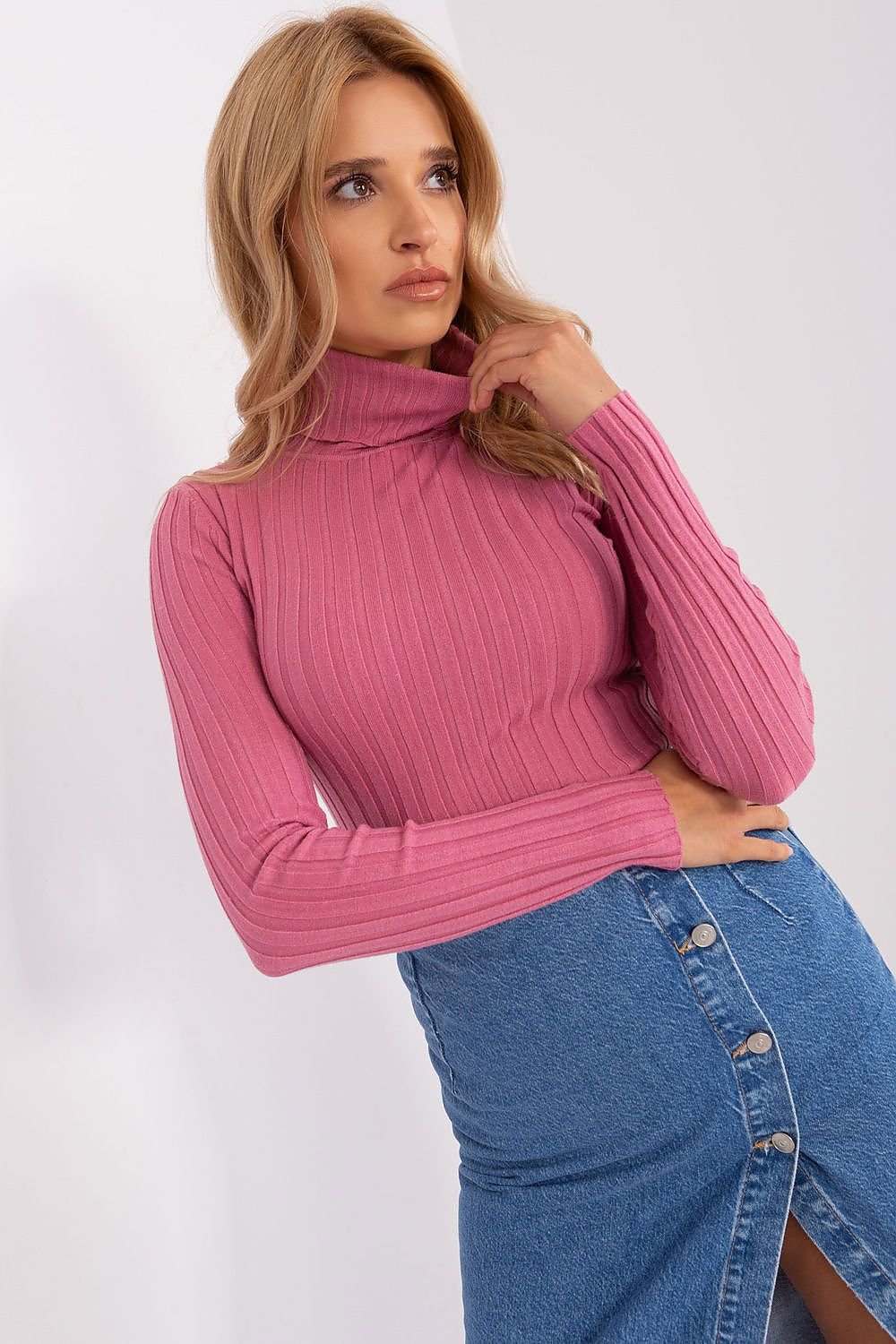 Soft Viscose Turtleneck Sweater with Ribbed Fabric