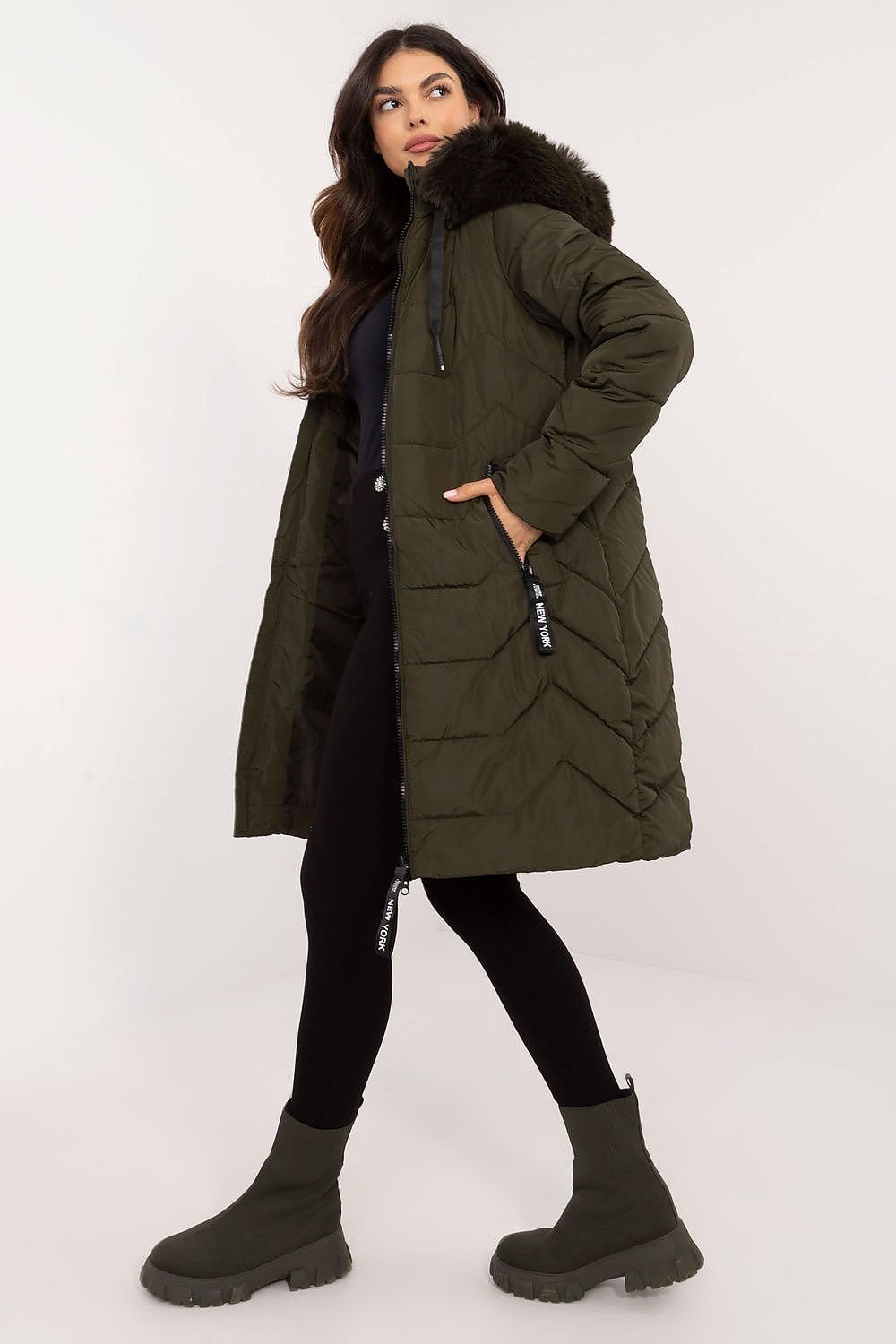 Women's Quilted Down Jacket with Detachable Hood and Fur