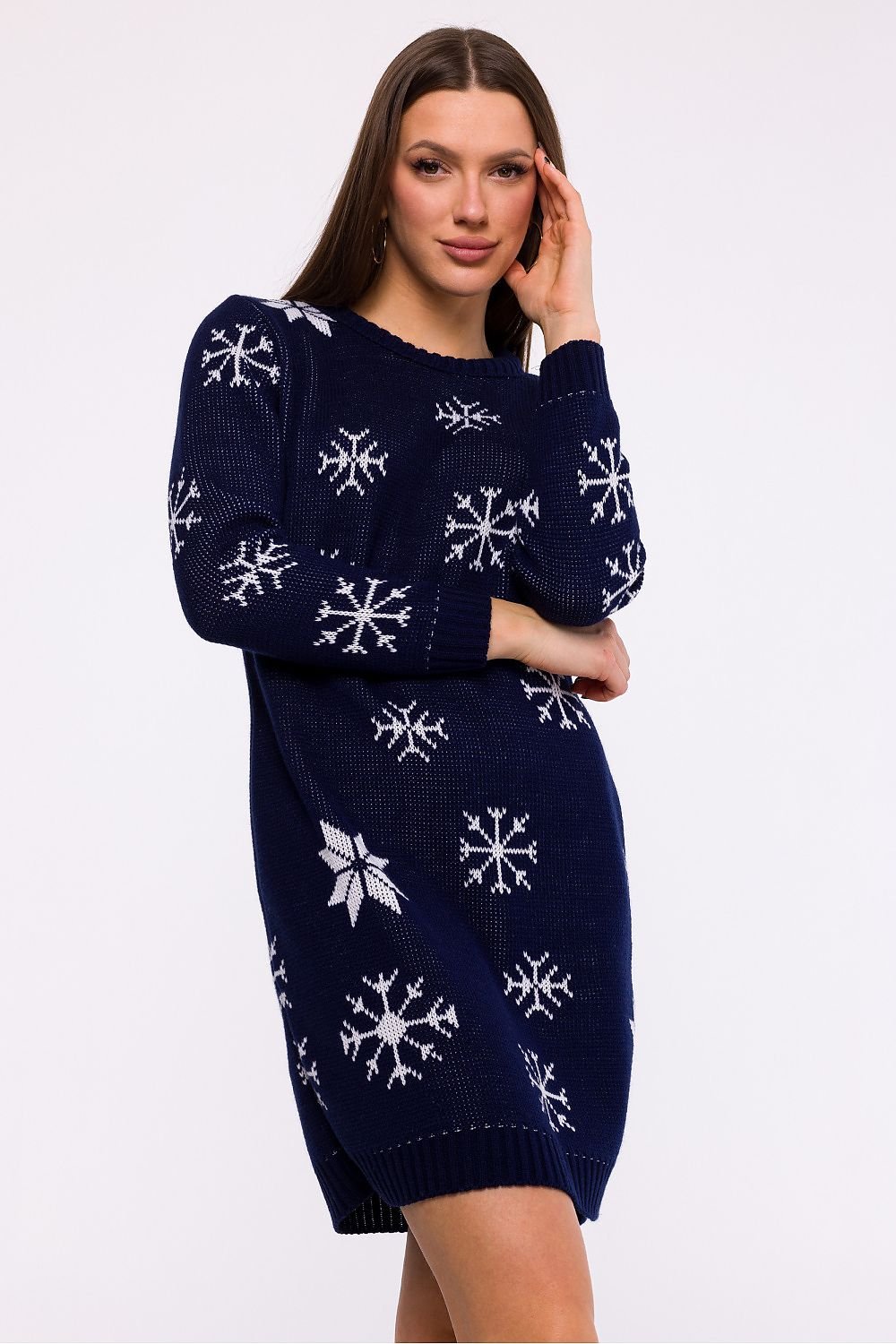 Cozy sweater dress made from high-quality acrylic yarn, featuring long sleeves with fitted cuffs, a warm neckline, and a charming holiday pattern. Designed and produced in Poland, this dress offers comfort and elegance for winter festivities.






