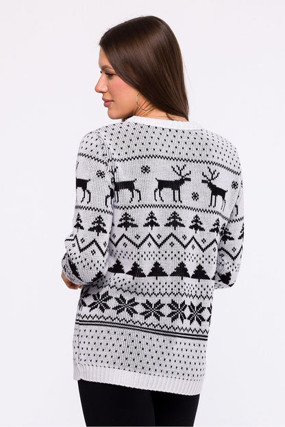 Holiday Sweater with Classic Neckline and Elegant Cuffed Sleeves