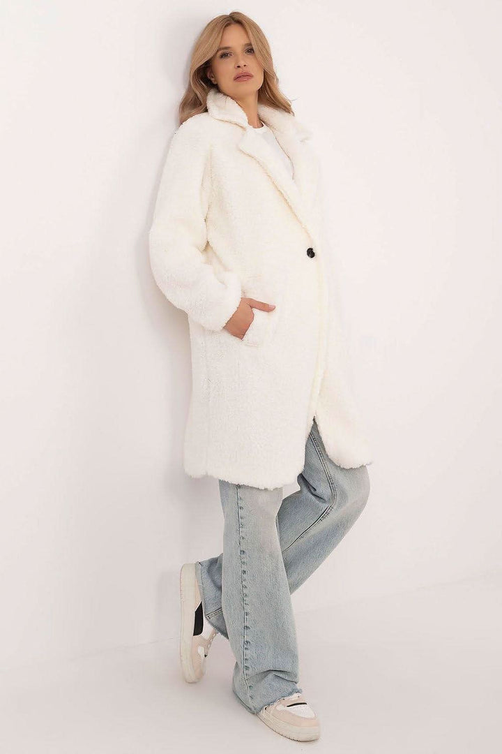 Elegant Knee-Length Winter Coat with Button Closure and Slip Pockets - Ludowika 