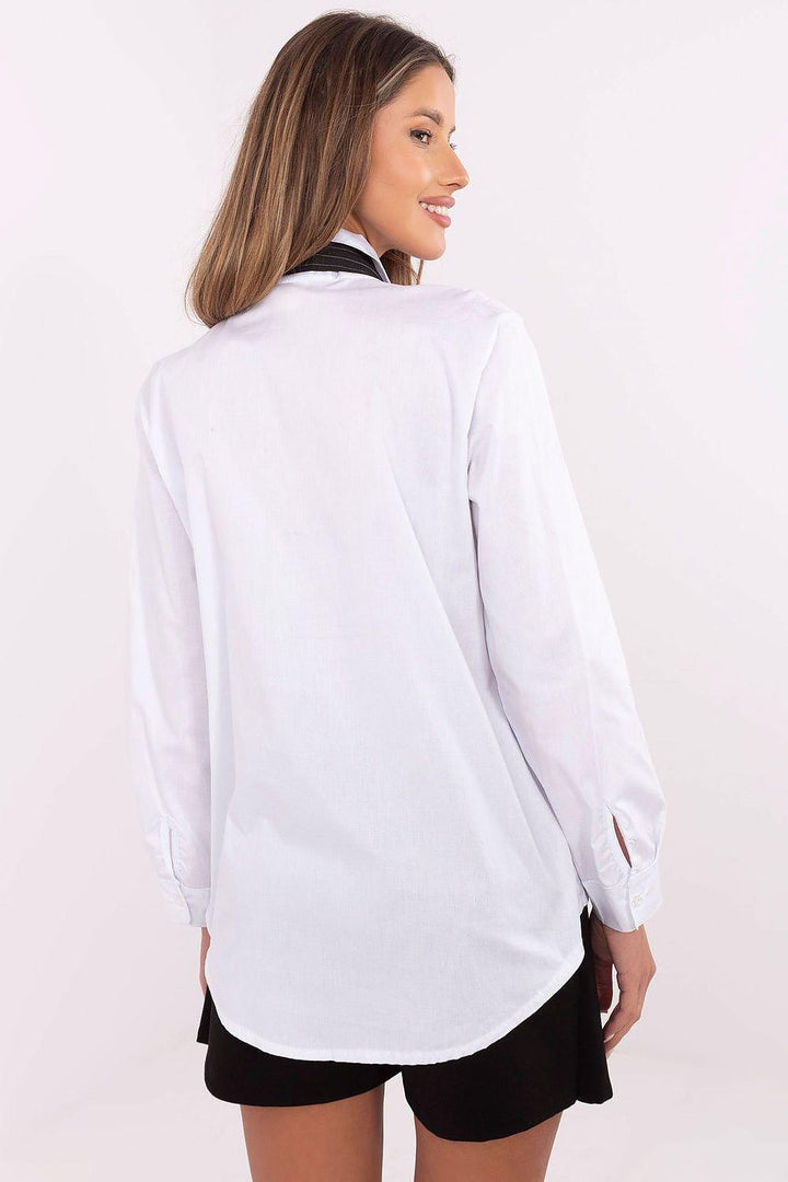 Chic Cotton-Blend Shirt with Removable Tie and Decorative Patches - Ludowika 