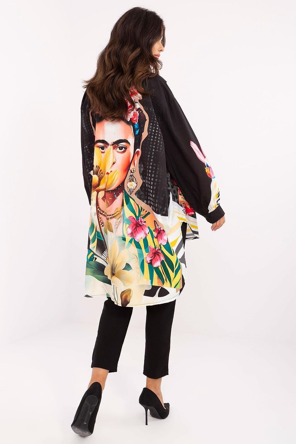 Frida Kahlo-Inspired Women's Oversized Shirt 