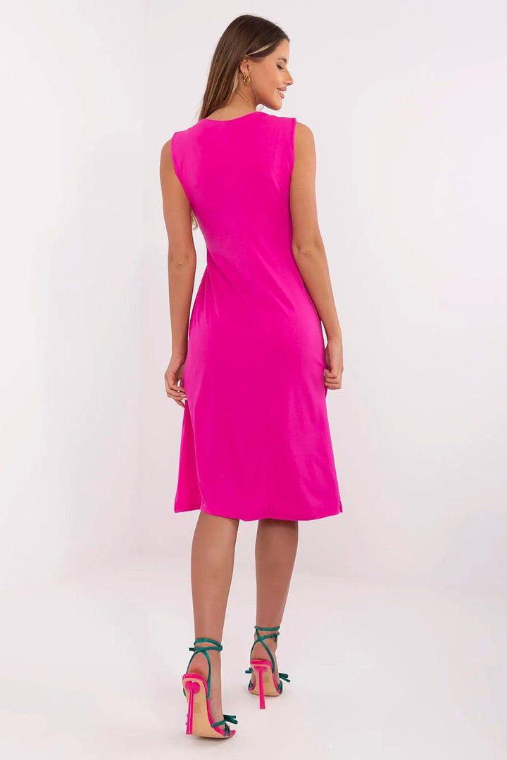 Elegant Sleeveless Pencil Midi Dress with Pleated Front & Detachable Brooch - Ludowika 