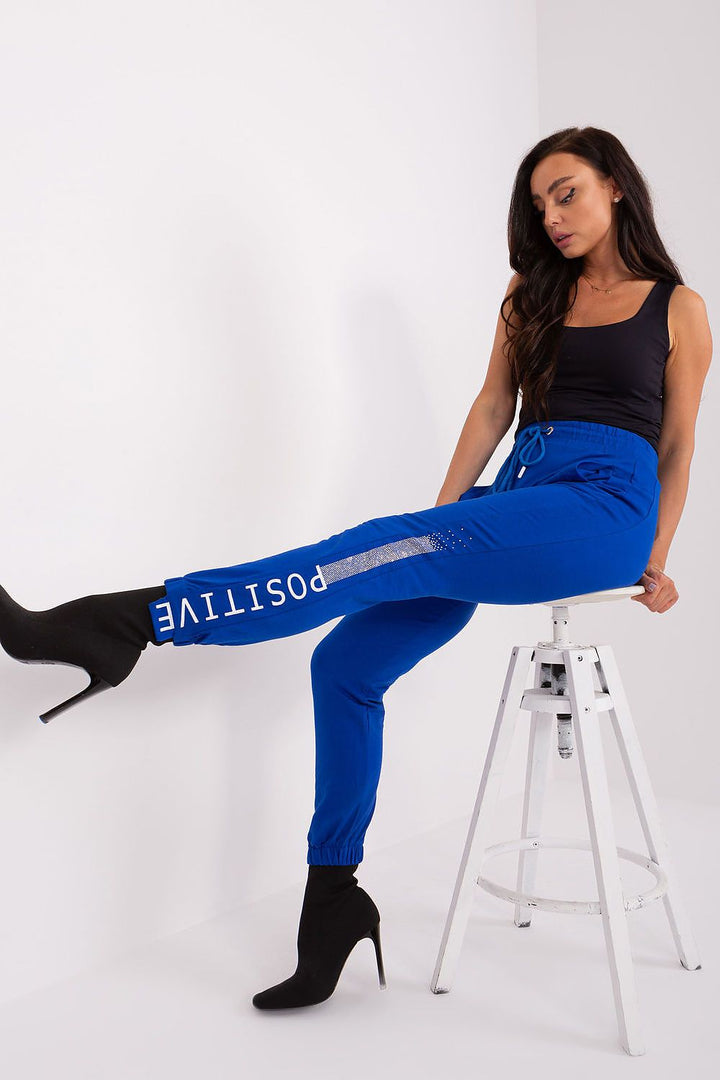 Women's High-Waisted Casual Sweatpants with Print & Studs - Ludowika 