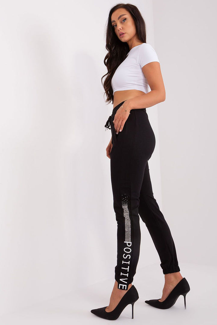 Women's High-Waisted Casual Sweatpants with Print & Studs - Ludowika 