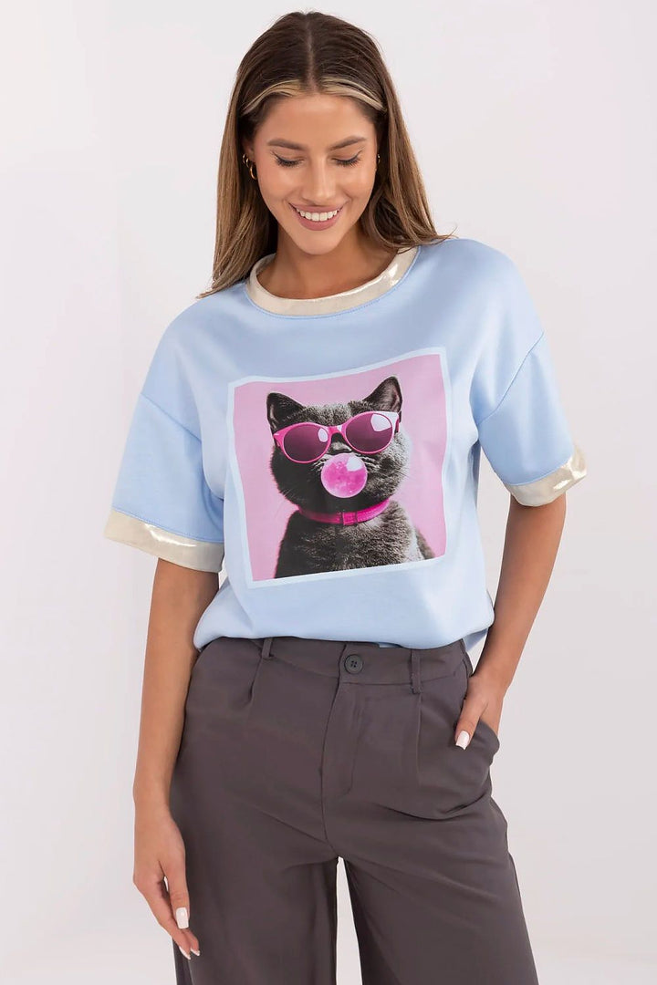Bubble Gum Cat Everyday Comfort Blouse with Subtle Front Print - Ludowika 