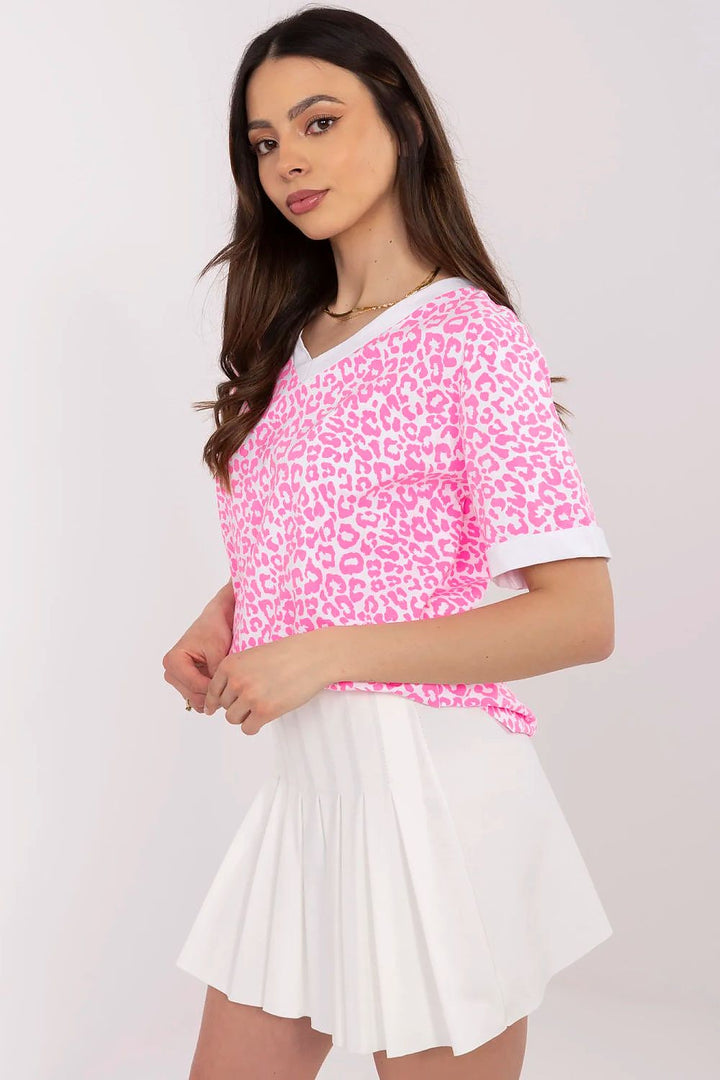 Casual Women's V-Neck Blouse – Animal Print, Cotton Blend for Comfortable Everyday Style - Ludowika 