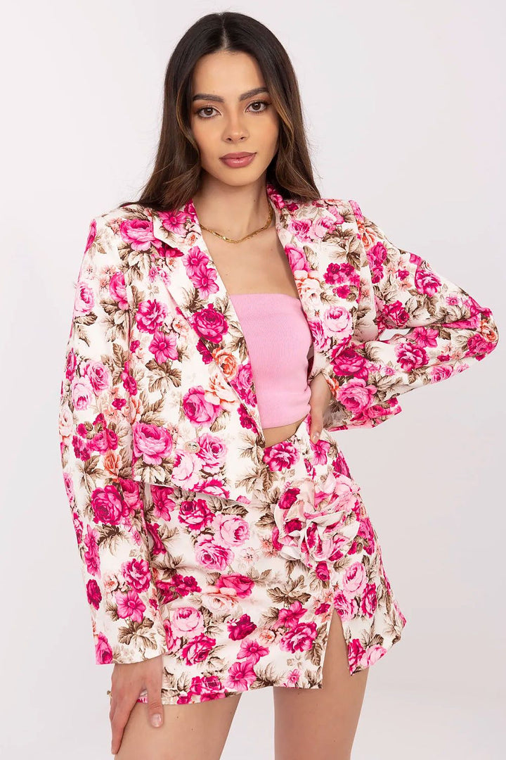 Elegant Floral Cropped Blazer and High-Waisted Skirt-Shorts Set with Detachable Brooch - Ludowika 