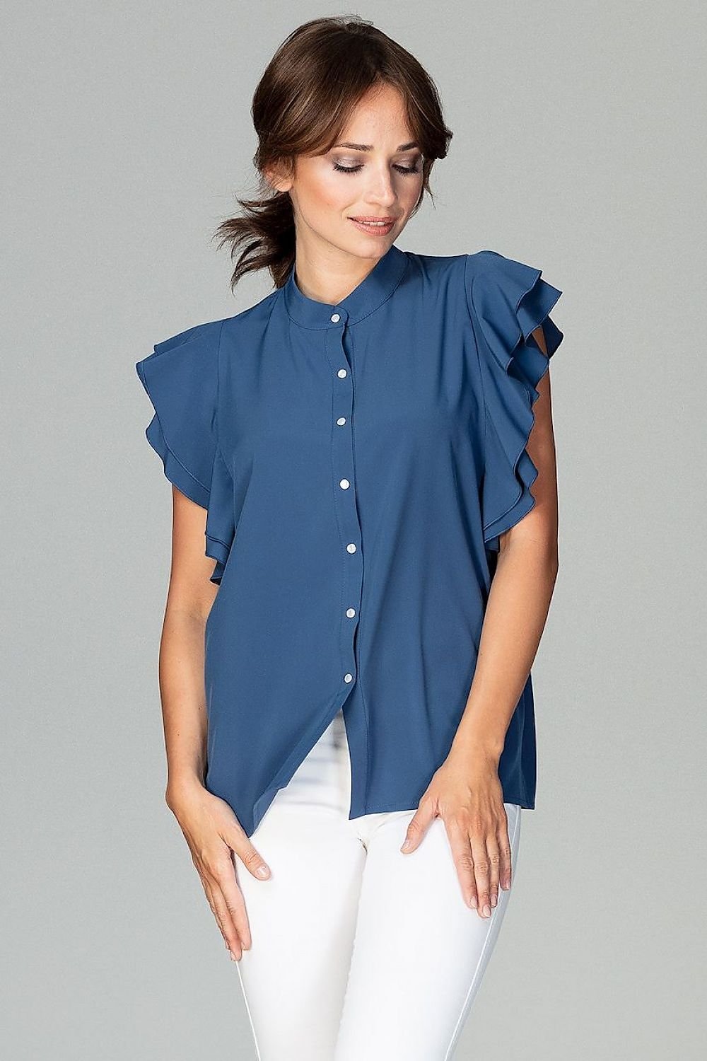 Relaxed Fit Women's Shirt with Ruffled Sleeves and Decorative Buttons