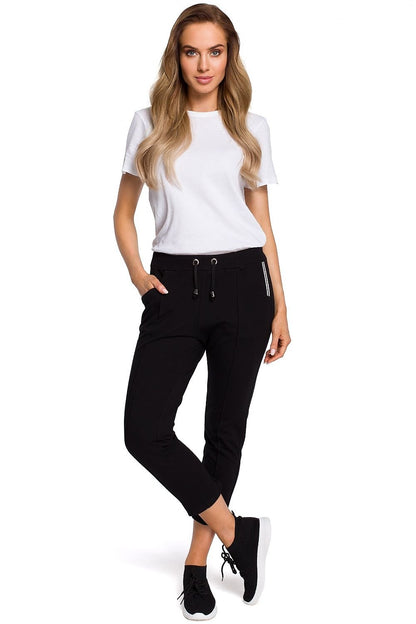 Classic Cotton Trousers with a Modern Touch