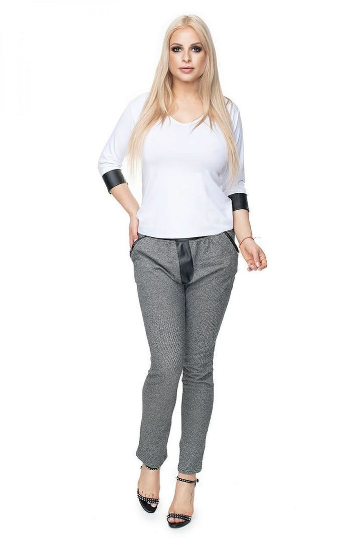 Fitted Cotton Blouse with V-Neck and Eco-Leather Cuffs - Ludowika 