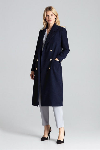 Manteau croisé bleu marine intemporel avec accents dorés