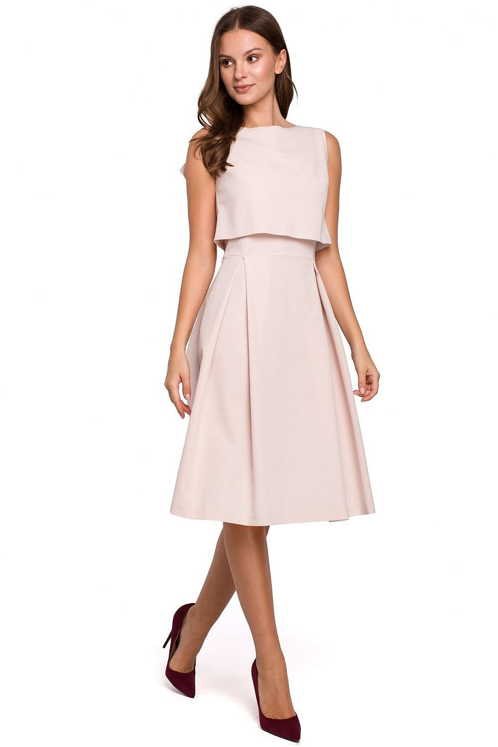 Modern Flared Dress with Exposed Back and Pleated Skirt - Ludowika 