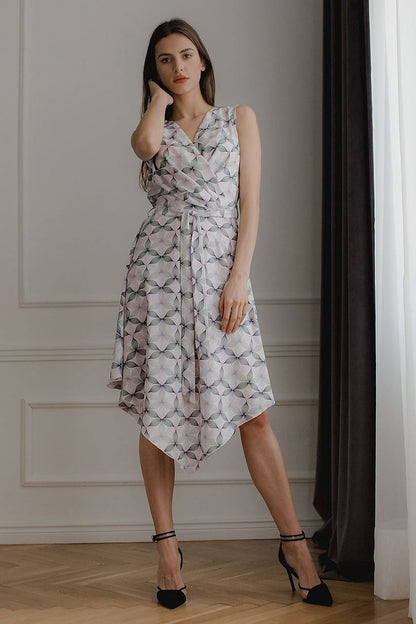 Flowy Sleeveless Midi Dress with Envelope Neckline and Tie Belt