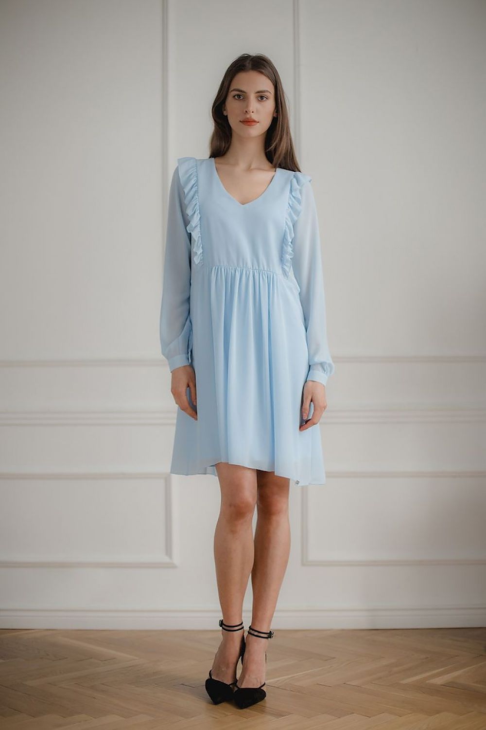 Loose-Fitting Flowing Chiffon Midi Dress with Ruffled Sleeves and Vertical Frills