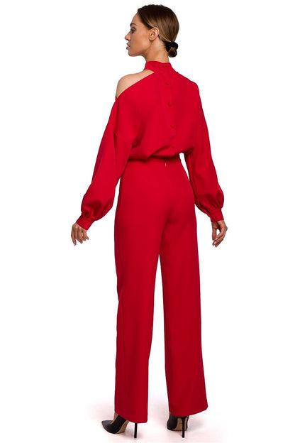 Elegant jumpsuit with long buffet sleeves, asymmetric neckline with a slit over one shoulder, and covered zip and button fastening. Perfect for big events.






