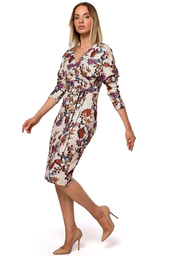 Robe élégante en tricot enveloppe avec ceinture et bas ajusté