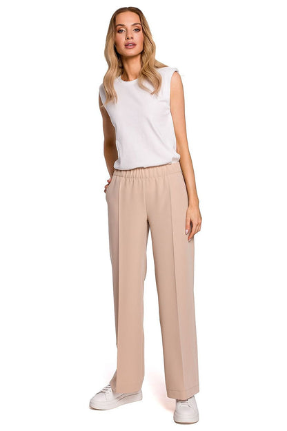 Wide-Leg Pleated Trousers with Modern Comfort