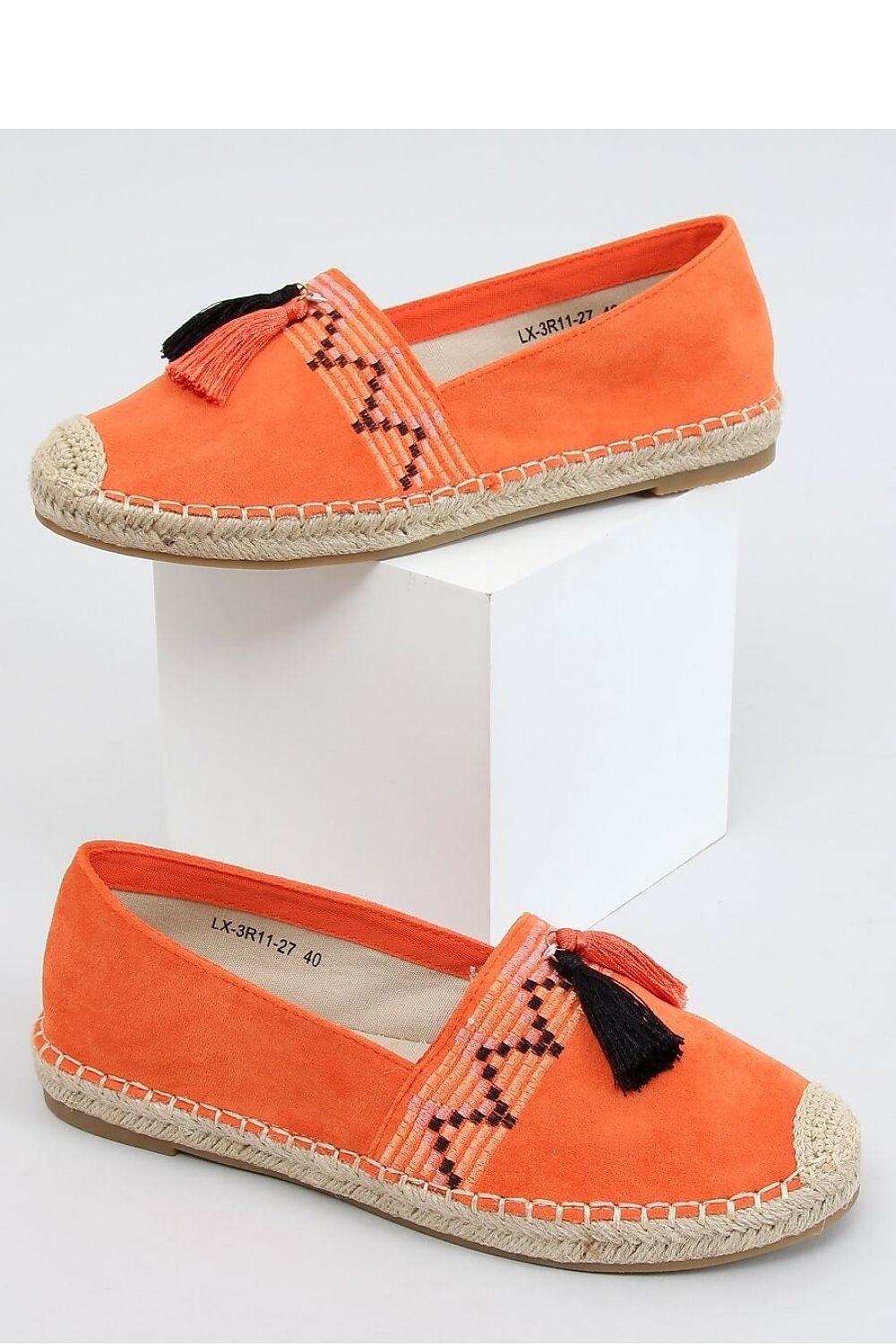 Orangefarbene Espadrilles für Damen im Boho-Stil mit Fransen und gesticktem Muster aus umweltfreundlichem Wildleder