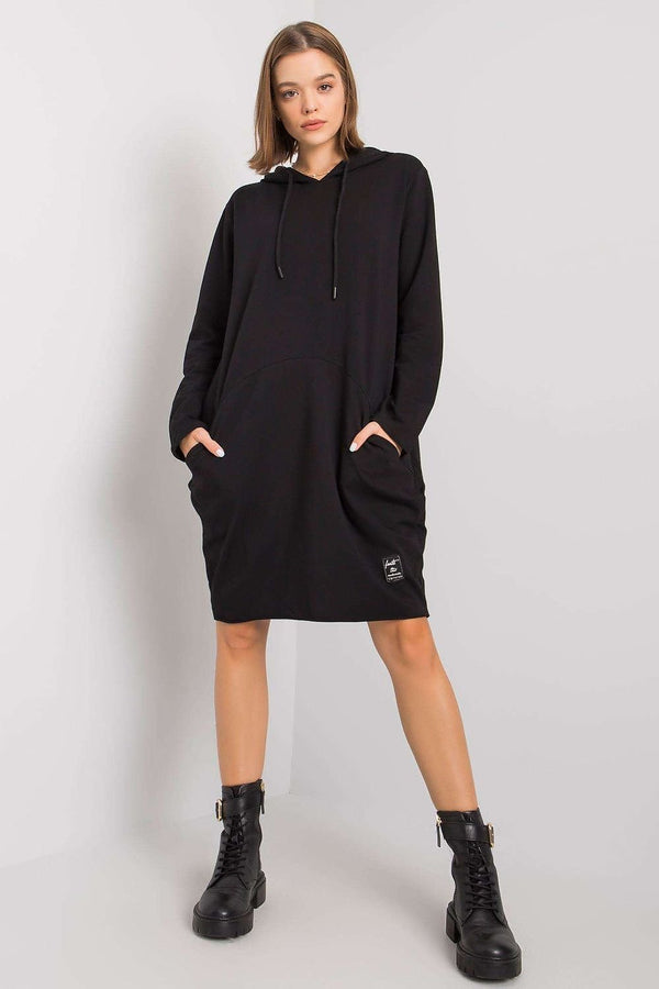 Vestido tipo sudadera de manga larga color caqui con capucha y bolsillos laterales