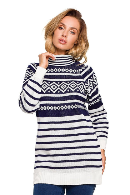 Warm Half-Zip Sweater with Winter Motif and Side Slits