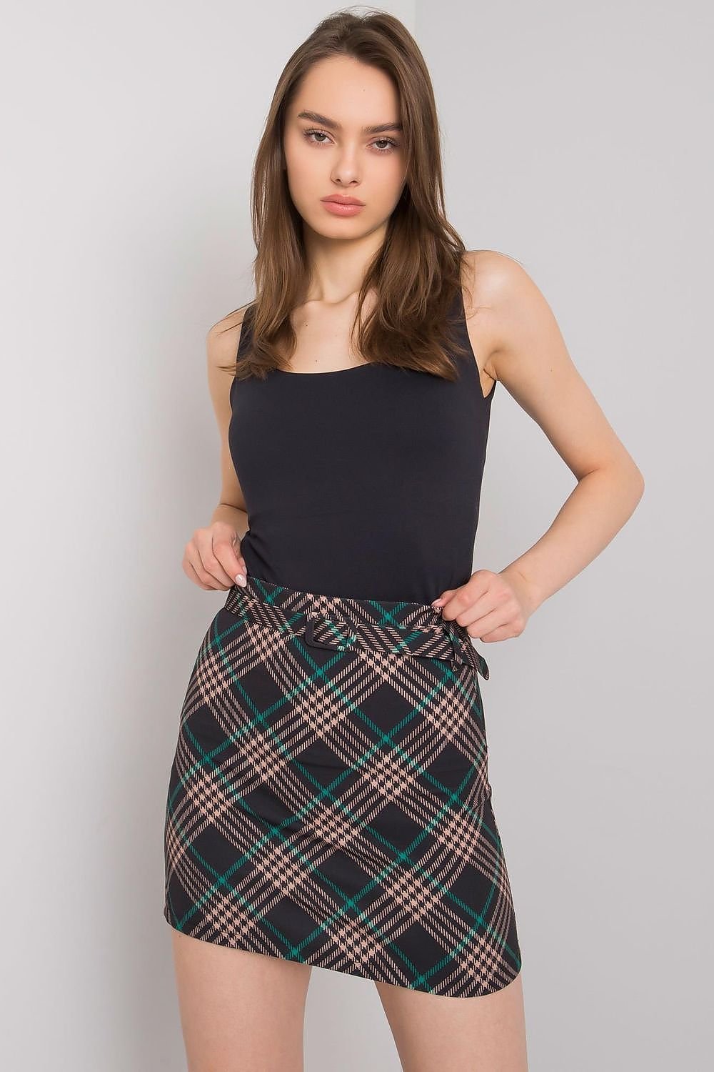 Classic checked mini skirt, ideal for casual or chic styling, crafted with attention to detail.