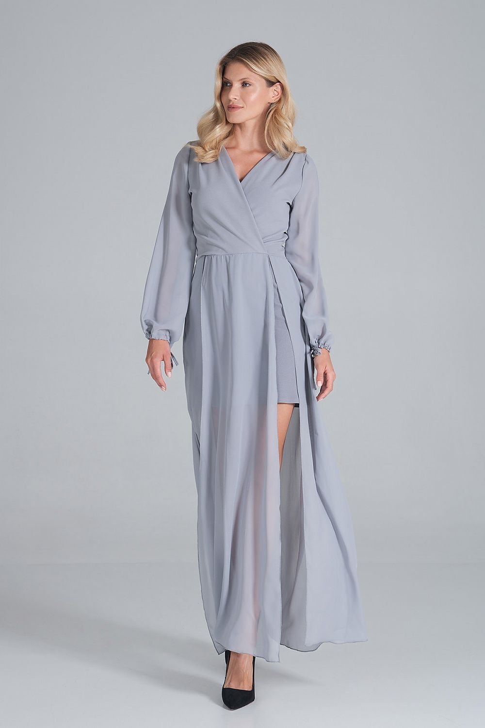 Robe longue de cocktail bi-matière avec décolleté enveloppe et manches en mousseline