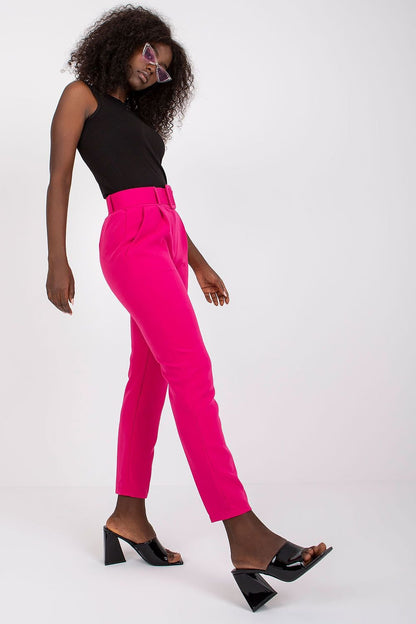 Pantalon taille haute avec fermeture éclair et ceinture