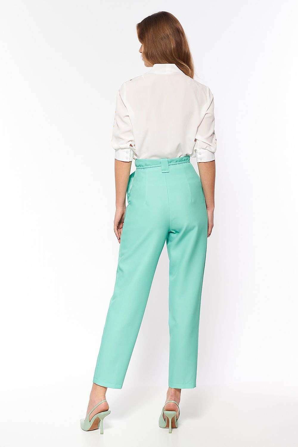 Spring Pants with Straight Leg for Versatile Styling