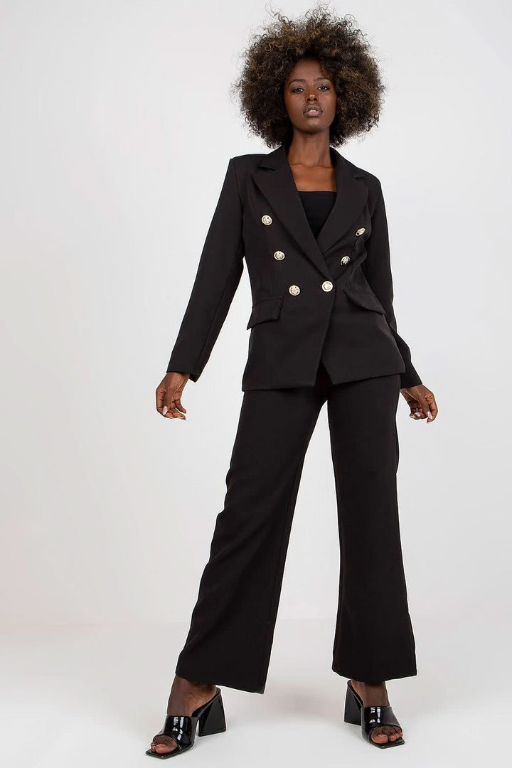 Buttoned Women's Jacket with Shoulder Cushions - Ludowika 