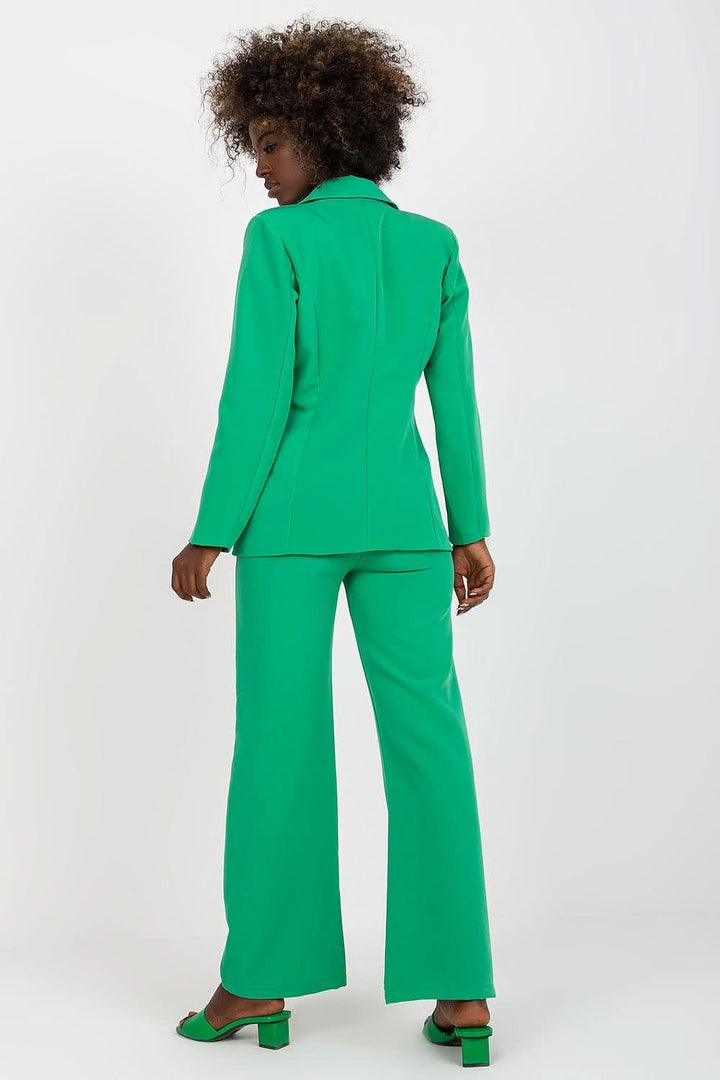 Buttoned Women's Jacket with Shoulder Cushions - Ludowika 