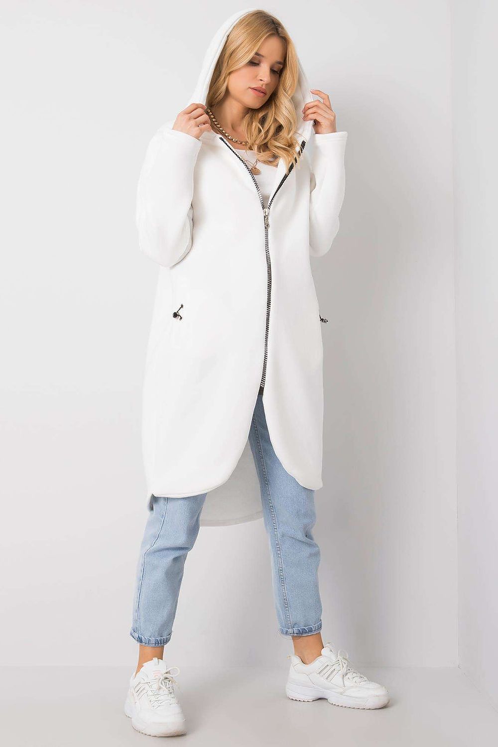 Elongated Zip-Up Sweatshirt with Hood and Side Pockets