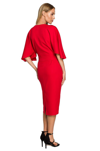 Knee-Length Dress with Ruffled Sleeves and Fitted Skirt