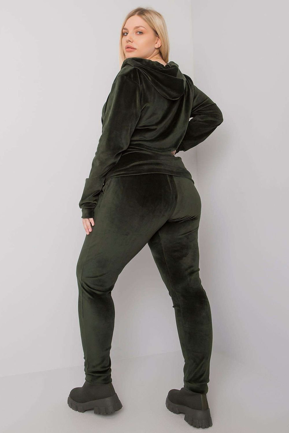 Plus-Size Velour Sweatshirt and Pants Set with Hood, Zipper, and Tie Waist