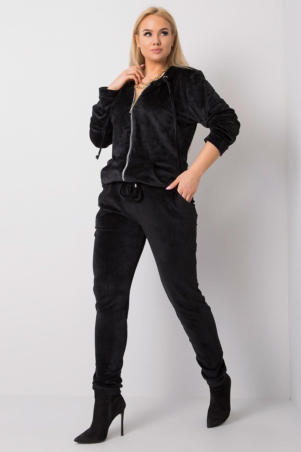 Plus-Size Velour Sweatshirt and Pants Set with Hood, Zipper, and Tie Waist