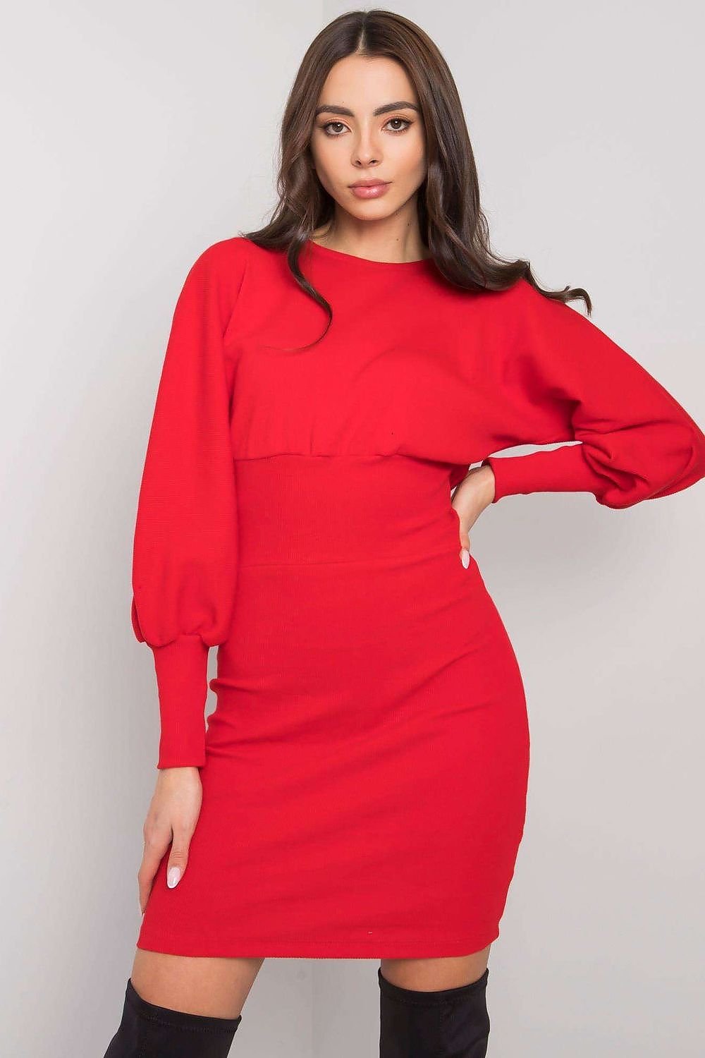 Red Ribbed knit pencil dress featuring a classic round neckline, long sleeves, and a knee-length cut. The puff sleeves add a casual yet original touch, making this dress perfect for both everyday wear and more elegant occasions.






