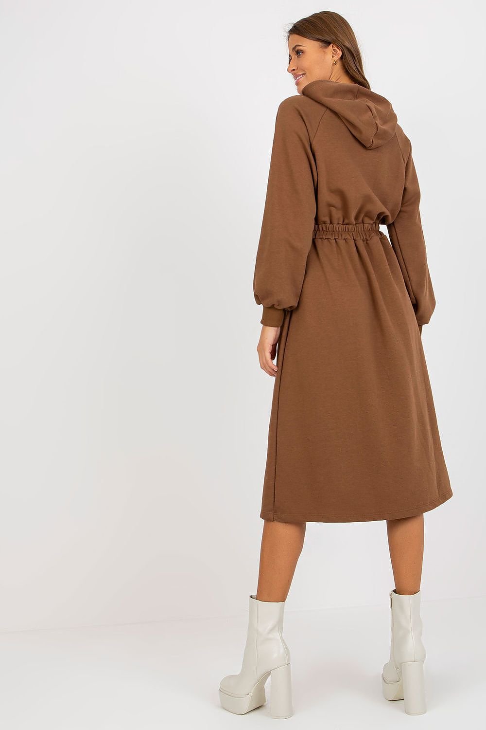 Robe sweat à capuche avec manches longues et taille élastique