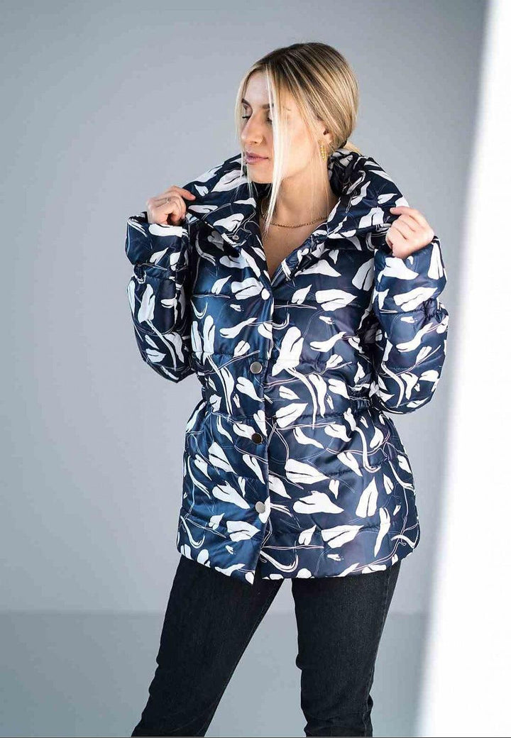 Shiny Quilted Hip-Length Jacket with High Collar and Elastic Waist - Ludowika 