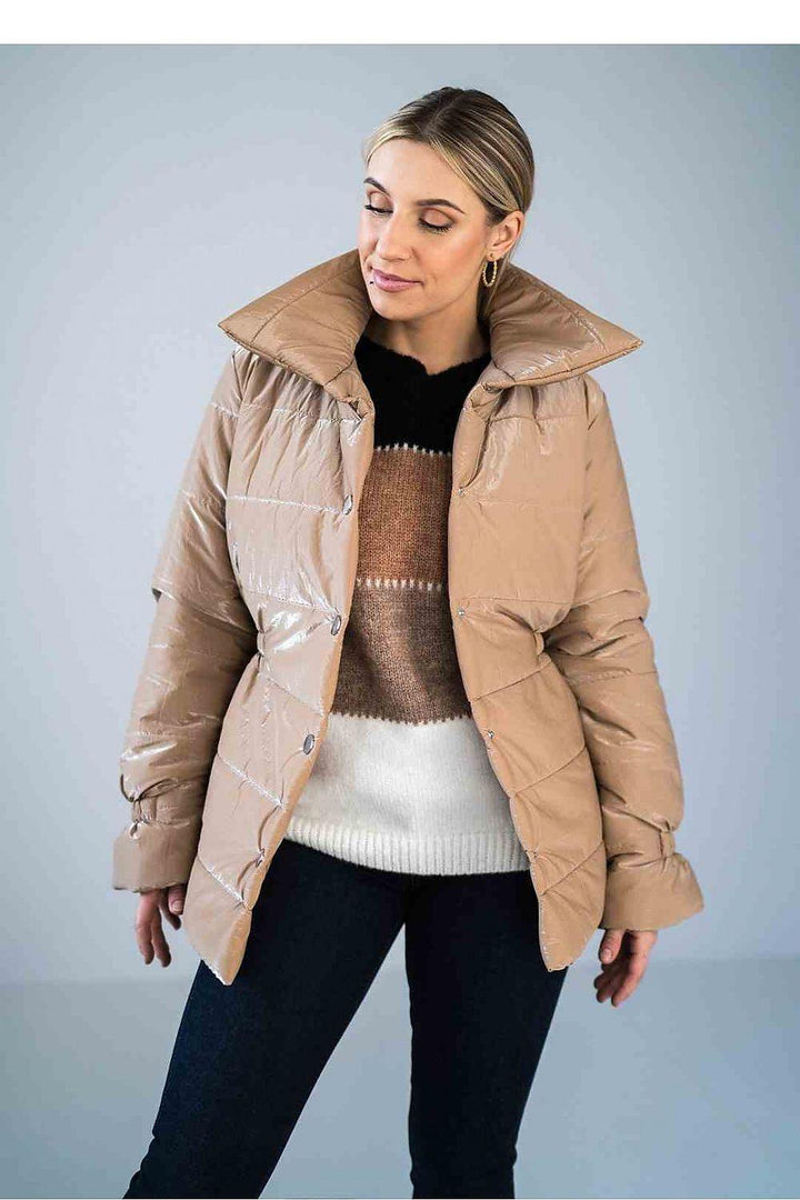 Shiny Quilted Hip-Length Jacket with High Collar and Elastic Waist - Ludowika 