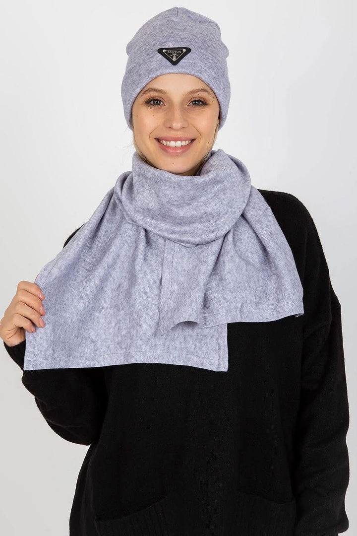 Winter Hat and Scarf Set for Warmth and Style - Ludowika 