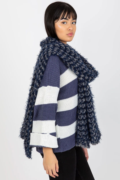 Warm Women's Knitted Scarf