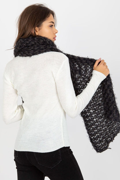 Warm Women's Knitted Scarf