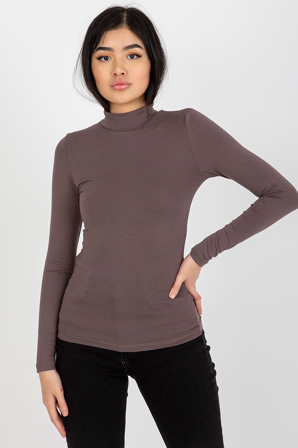 Pull col roulé ajusté à manches longues pour femme