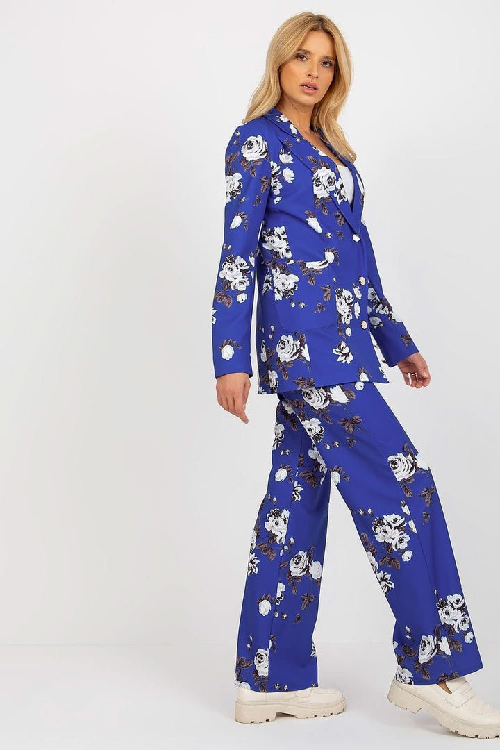 Elegant Long-Sleeved Women's Jacket with Button Closure and Roses Print - Ludowika 