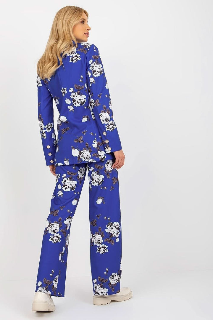 Elegant Long-Sleeved Women's Jacket with Button Closure and Roses Print - Ludowika 