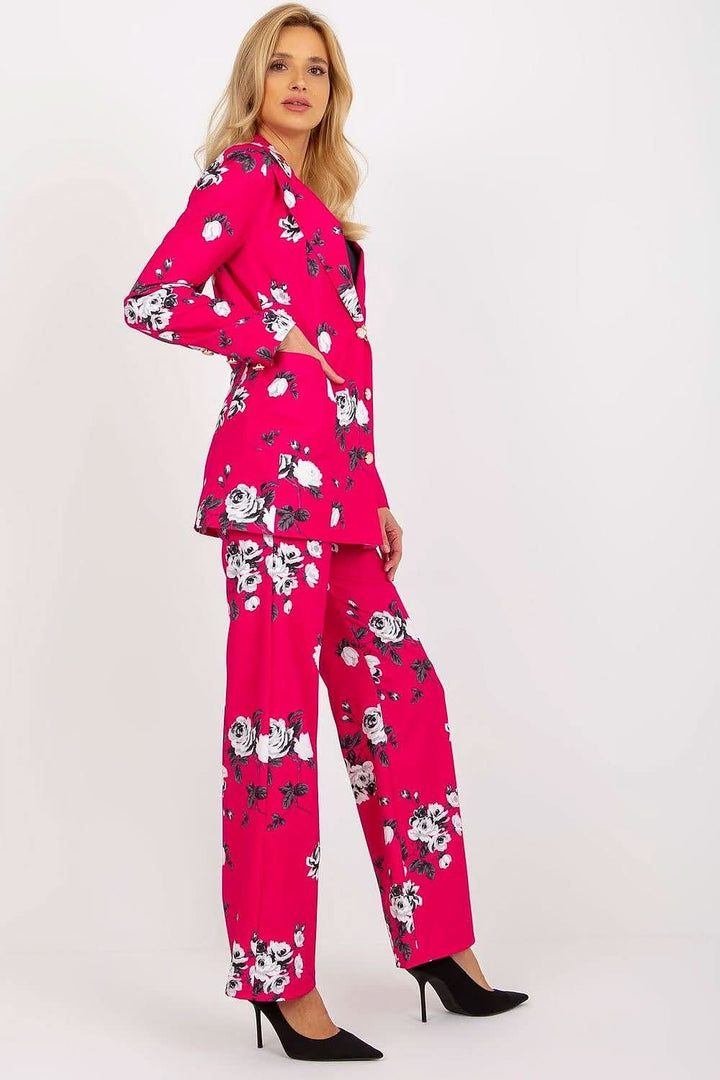 Elegant Long-Sleeved Women's Jacket with Button Closure and Roses Print - Ludowika 
